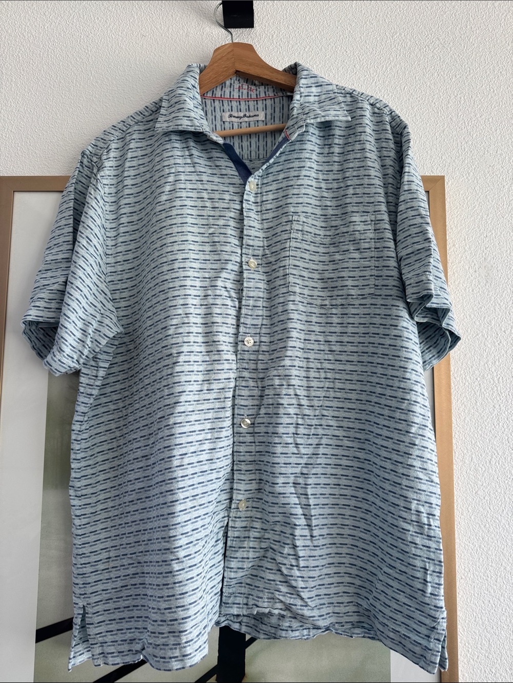 Tommy Bahama 100% Silk Light Blue Short-Sleeve Button-Up Shirt Large